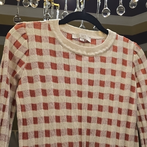 Wool LOFT Cream and Red Checkered Sweater - Picture 3 of 15